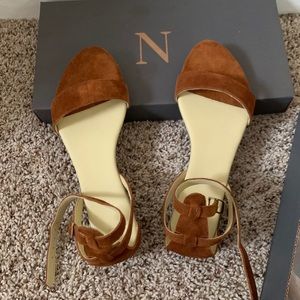 NIB Nisolo Serena Sandal in Nutmeg Suede, 10